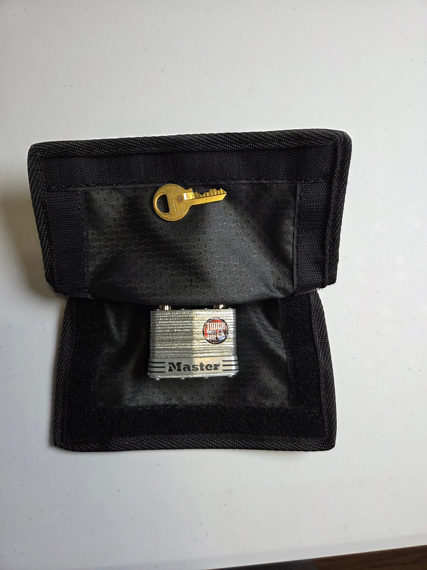 Lockgaiter™ Waterproof Padlock Cover – Protects Against Rust, Corrosion & Freezing (5/16" & 3/8" Options)